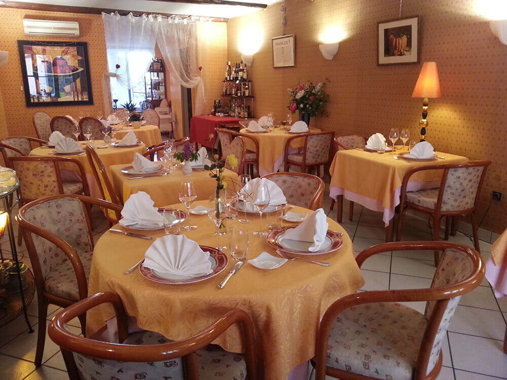 Salle du restaurant le Pasturier à Gap